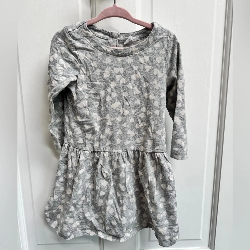 GAP Girls Size 4 Gray Heart Pattern Long Sleeve Kids Casual Dress